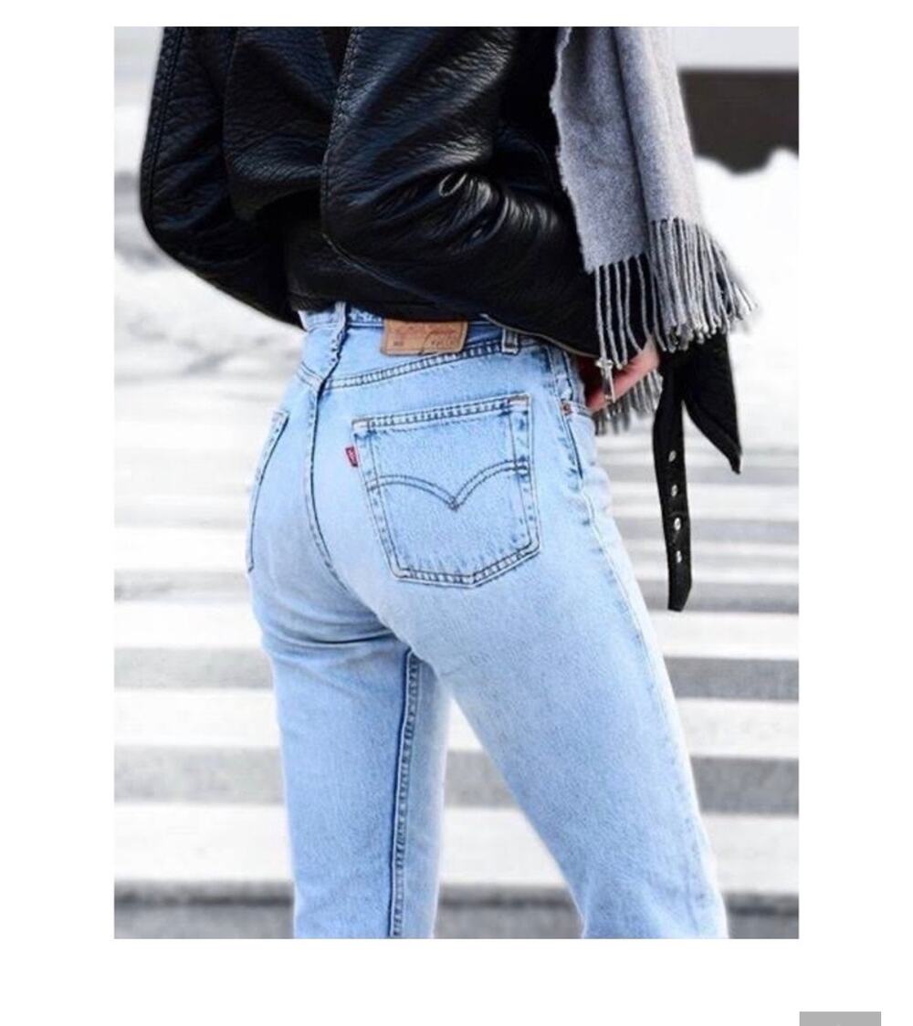 VINTAGE 512 Levi's Classic High Rise Tapered Straight Leg Jeans